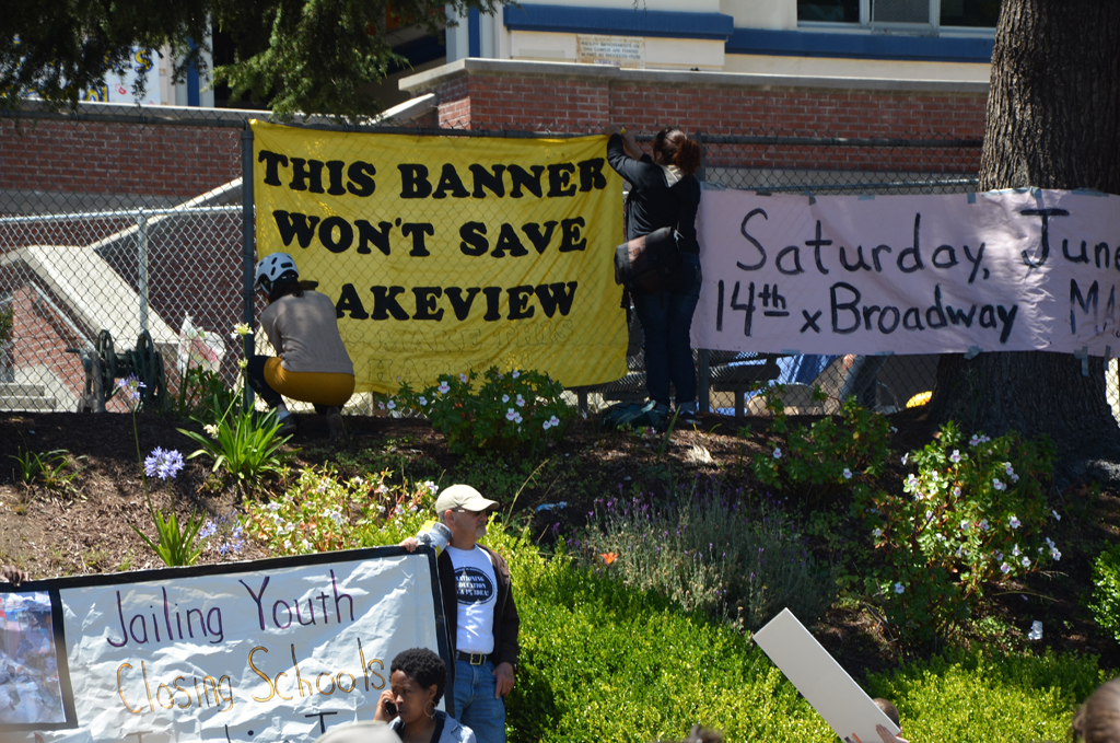 March to the Lakeview School Sit-In 6/23/2012 Photos+Video - Occupy Oakland